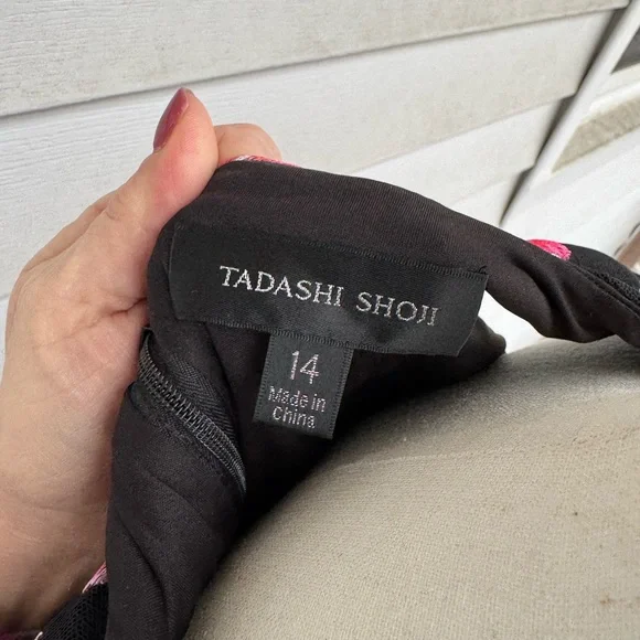 Tadashi Shoji floral Embroidered Sheath cocktail Dress - Picture 8 of 8